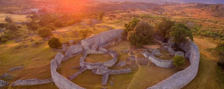 Great Zimbabwe 1.jpg Great Zimbabwe 1.jpg